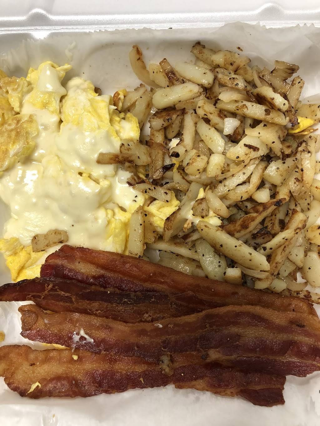 West Chester Pike Food Market | meal takeaway | 7350 West Chester Pike, Upper Darby, PA 19082, USA | 6103525616 OR +1 610-352-5616