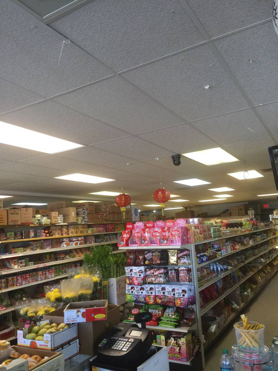 B & K Seafood And Asian Food Market | restaurant | 4600 Hardy St #15, Hattiesburg, MS 39402, USA | 6016024079 OR +1 601-602-4079