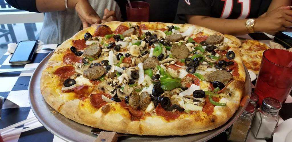 Arte Pizza - Glynn Isles | restaurant | 710 Glynn Isle, Brunswick, GA 31525, USA | 9122899046 OR +1 912-289-9046