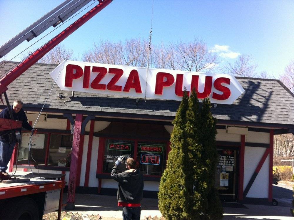 Pizza Plus | meal delivery | 16 N Main St, Natick, MA 01760, USA | 5086557140 OR +1 508-655-7140