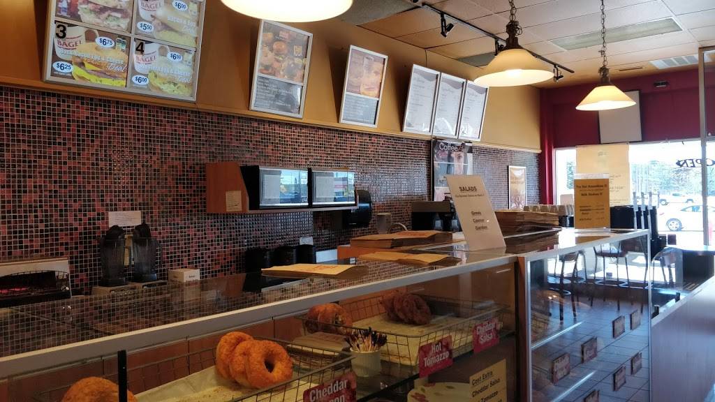 Great Canadian Bagel | bakery | 411 Bayfield St Unit B12, Barrie, ON L4M 6E5, Canada | 7057397830 OR +1 705-739-7830