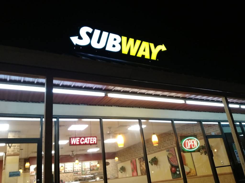 Subway | restaurant | 1018 W Panola St, Carthage, TX 75633, USA | 9036938438 OR +1 903-693-8438