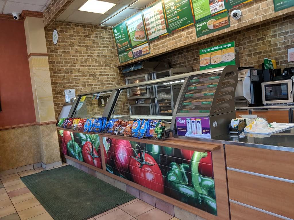 Subway Restaurants | restaurant | 6820 Rockaway Beach Blvd, Arverne, NY 11692, USA | 3472469650 OR +1 347-246-9650