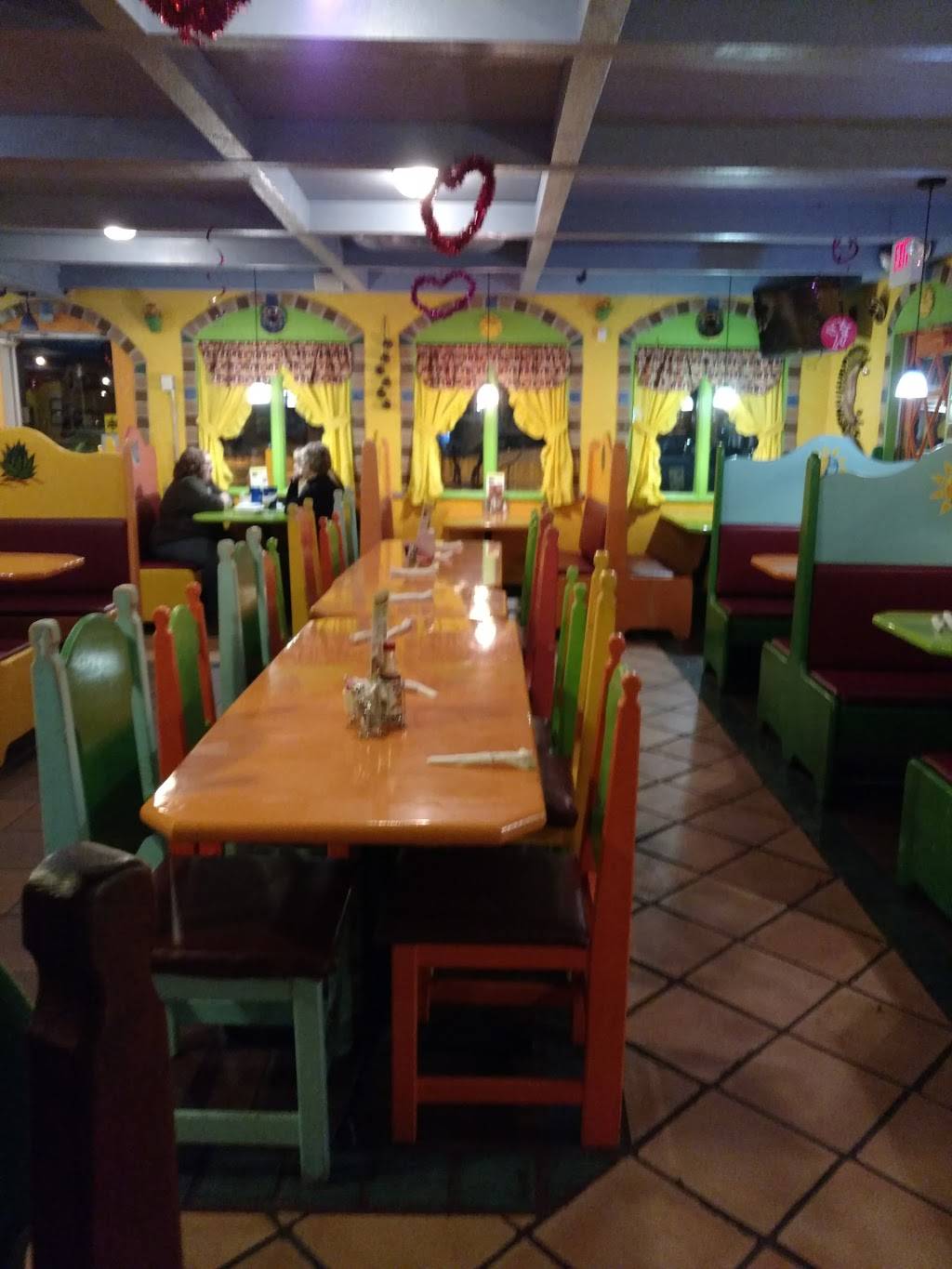 Casa Mexicana | restaurant | 1120 E Main St, Bellevue, OH 44811, USA | 5679984711 OR +1 567-998-4711