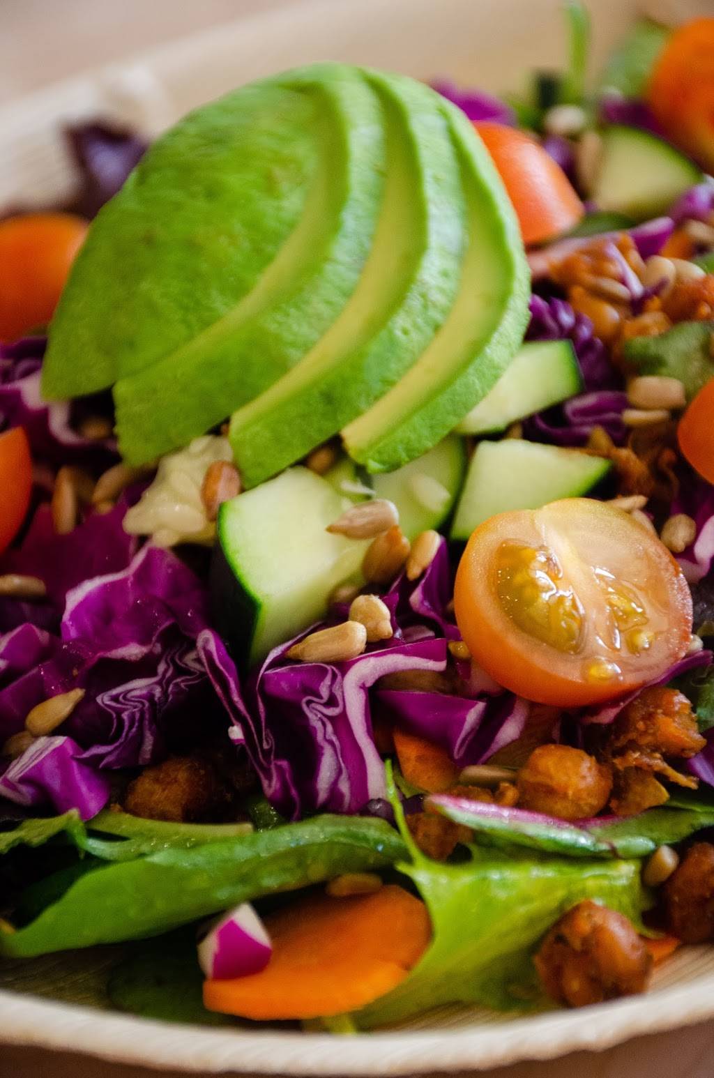 Live Café | restaurant | 169 Port Rd, Kennebunk, ME 04043, USA | 2072042055 OR +1 207-204-2055