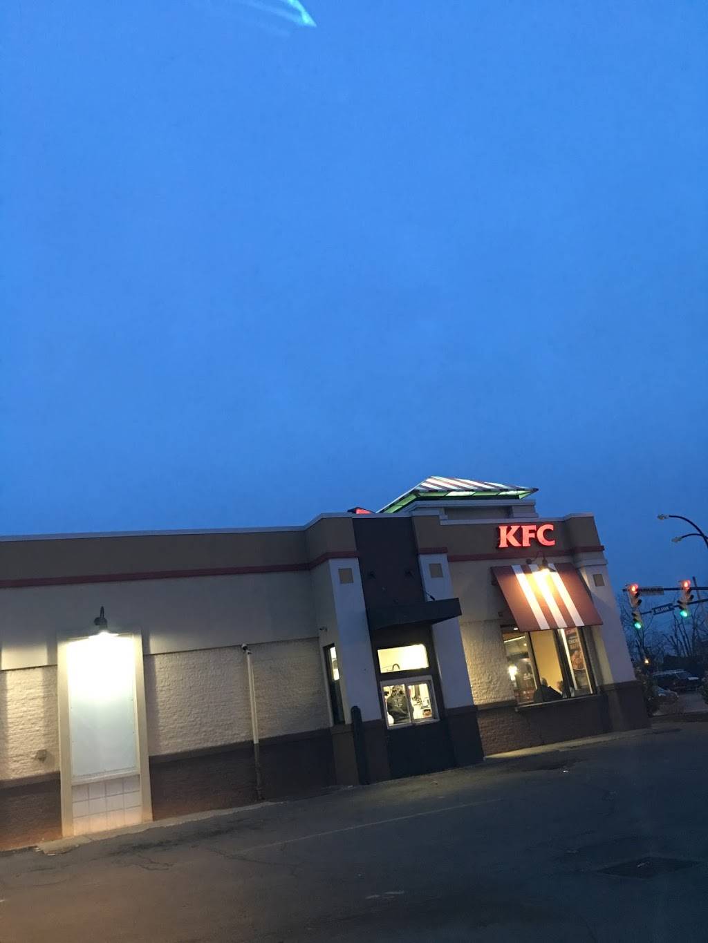 KFC | restaurant | 470 E Delavan Ave, Buffalo, NY 14214, USA | 7168962227 OR +1 716-896-2227