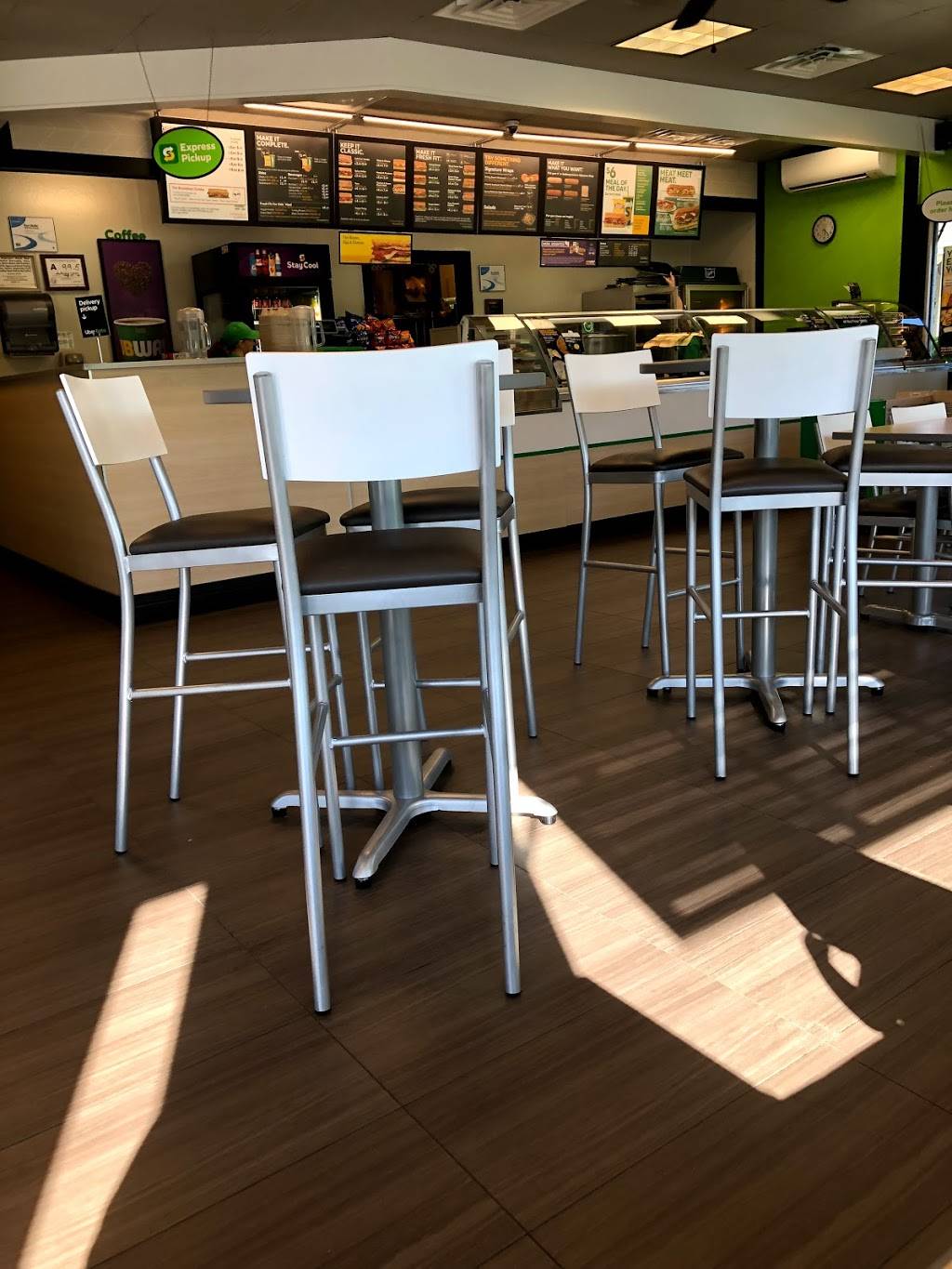 Subway | restaurant | 700 N Lake Park Blvd, Carolina Beach, NC 28428, USA | 9104583809 OR +1 910-458-3809