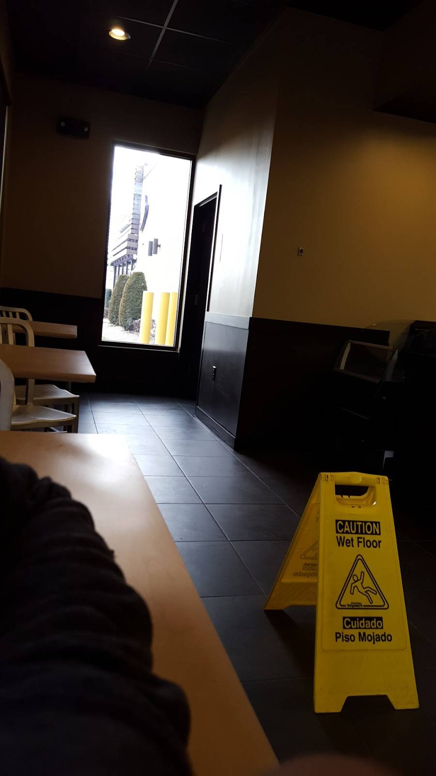 Pizza Hut | restaurant | 710 N Black Horse Pike, Mt Ephraim, NJ 08059, USA | 8562193323 OR +1 856-219-3323