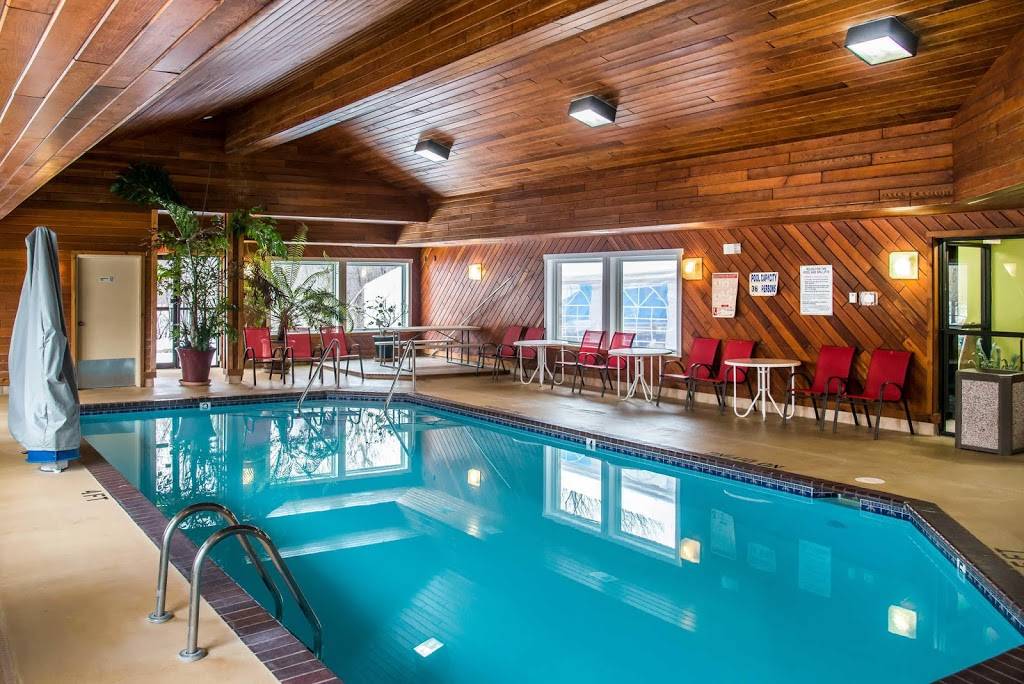 Econo Lodge | restaurant | 1207 St Croix St, River Falls, WI 54022, USA | 7154258388 OR +1 715-425-8388