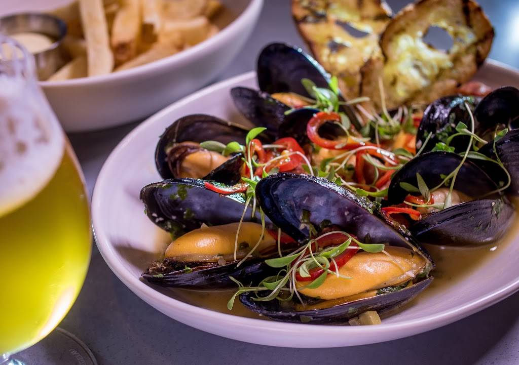 Sessions at the Presidio | restaurant | 1 Letterman Dr #150, San Francisco, CA 94129, USA | 4156559413 OR +1 415-655-9413