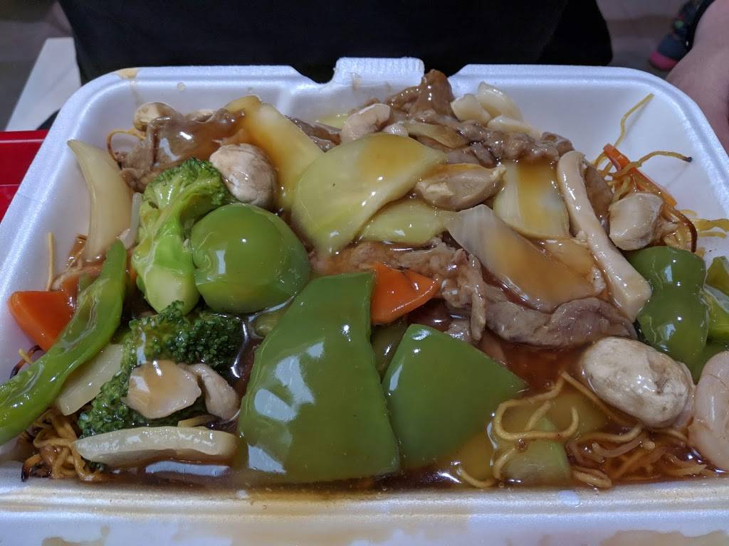 Yogis Noodle | restaurant | 2301 Brimley Rd, Scarborough, ON M1S 5B8, Canada | 4162976492 OR +1 416-297-6492