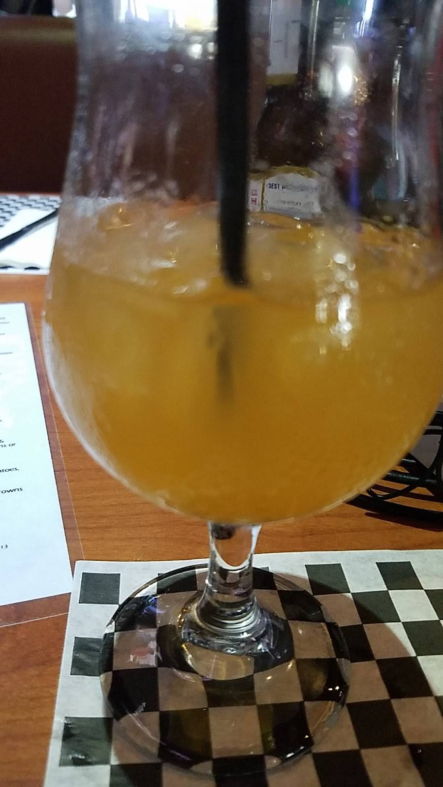 Azars Sports Bar | restaurant | 2215 Michael Dr, Newbury Park, CA 91320, USA | 8054982365 OR +1 805-498-2365