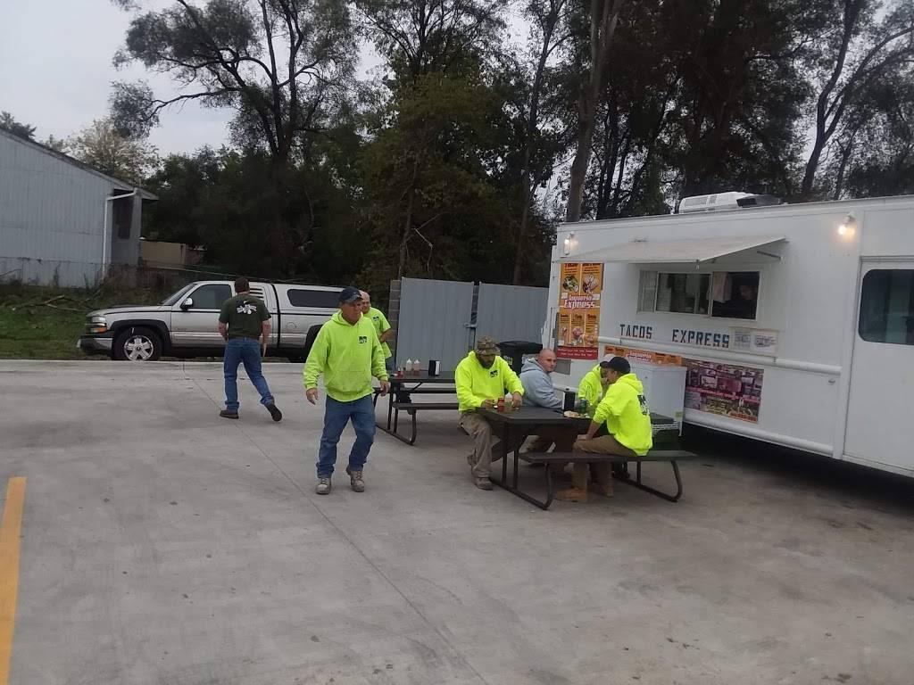 Tacos Expressz Chema | restaurant | 1640 E University Ave, Des Moines, IA 50316, USA | 5157780378 OR +1 515-778-0378