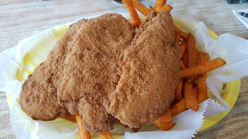 Jakes On the Park | restaurant | 17 S Park Row, Waterford, PA 16441, USA | 8147960201 OR +1 814-796-0201