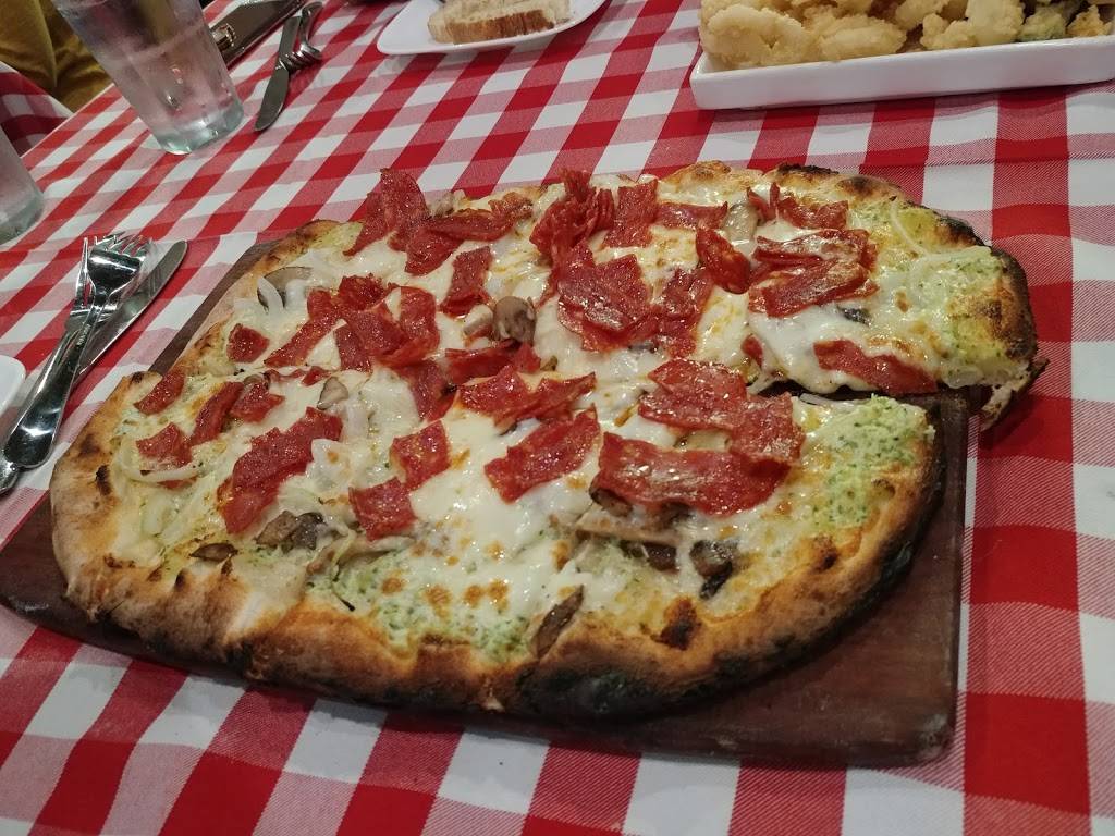 Pazzo Pomodoro - Vienna | restaurant | 118 Branch Rd SE, Vienna, VA 22180, USA | 7032817777 OR +1 703-281-7777