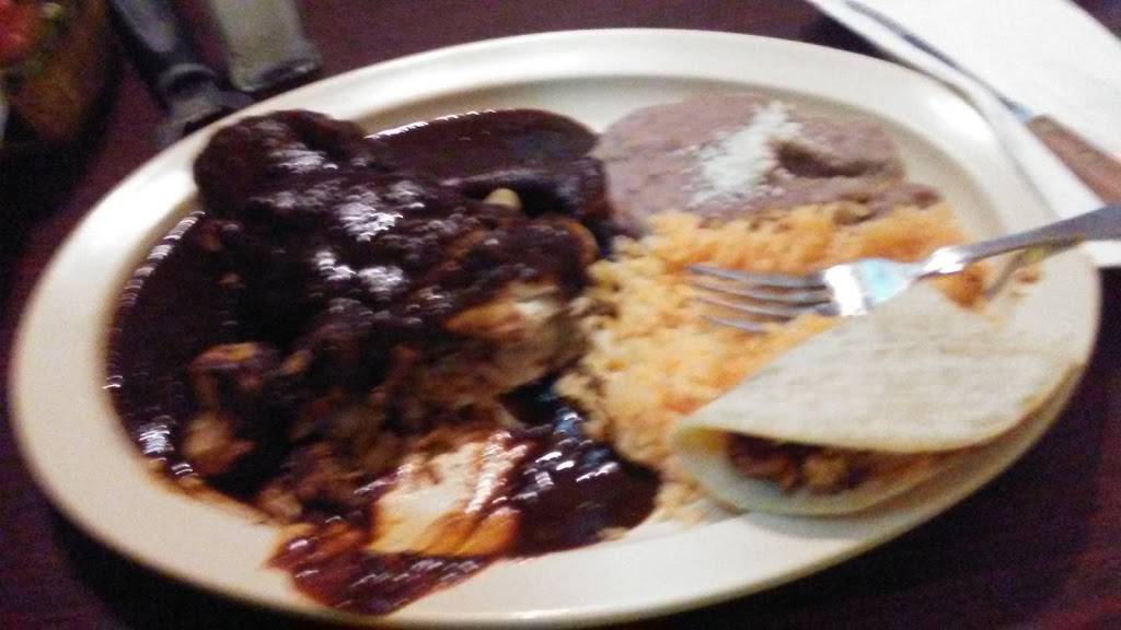 La Consentida Mexican Restaurant | restaurant | 1511 N Dupont Hwy, New Castle, DE 19720, USA | 3023221110 OR +1 302-322-1110