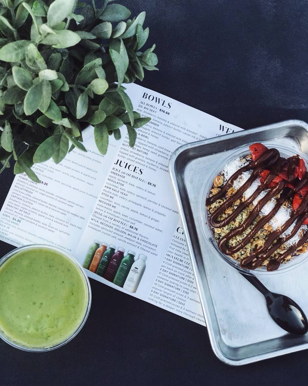 Green Brothers Juice & Smoothie Co | restaurant | 7802a Fairview Rd, Charlotte, NC 28226, USA | 8032002464 OR +1 803-200-2464