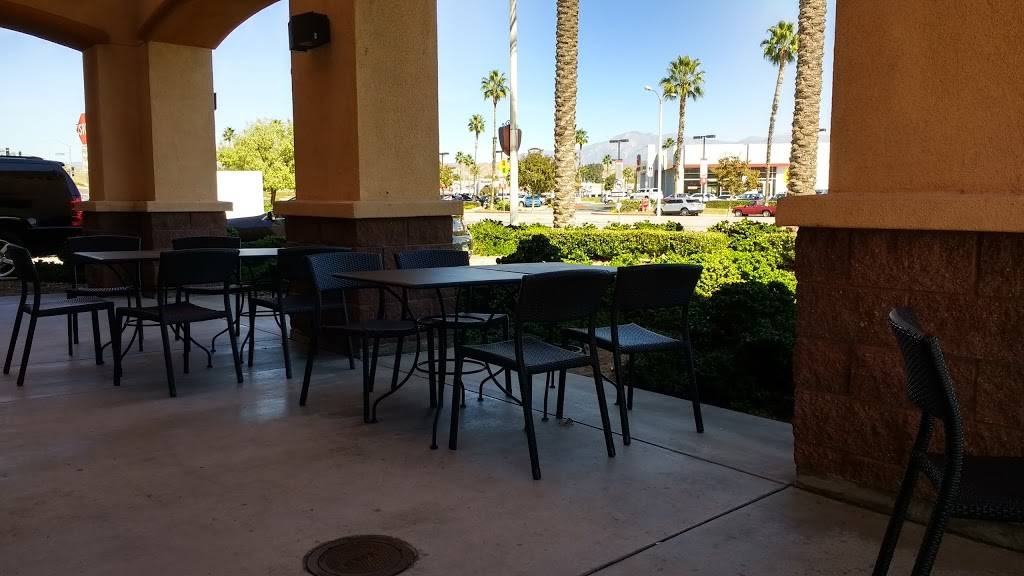 Starbucks | cafe | 12751 Moreno Beach Dr, Moreno Valley, CA 92555, USA | 9514856878 OR +1 951-485-6878