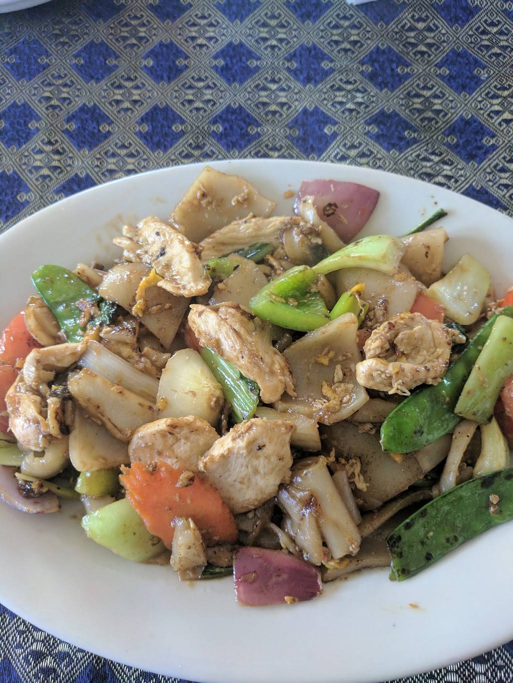 Thai Town Cuisine | restaurant | 1237 South High School Road, Indianapolis, IN 46241, USA | 3177316769 OR +1 317-731-6769