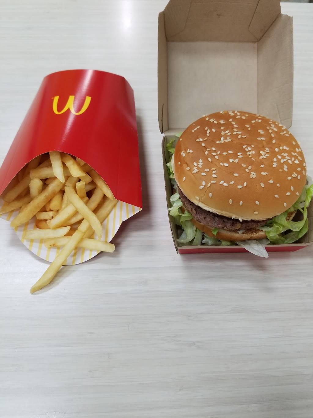 McDonalds | cafe | 6200 S 5600 W, West Valley City, UT 84118, USA | 8019684411 OR +1 801-968-4411