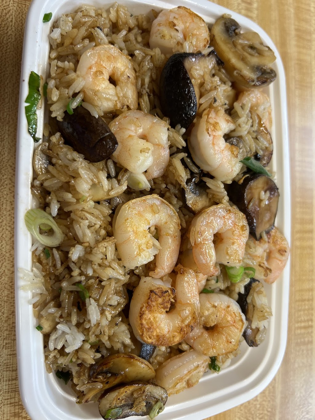 Lins Takeout Kitchen | meal takeaway | 156 Park St, Orono, ME 04473, USA | 2079512733 OR +1 207-951-2733