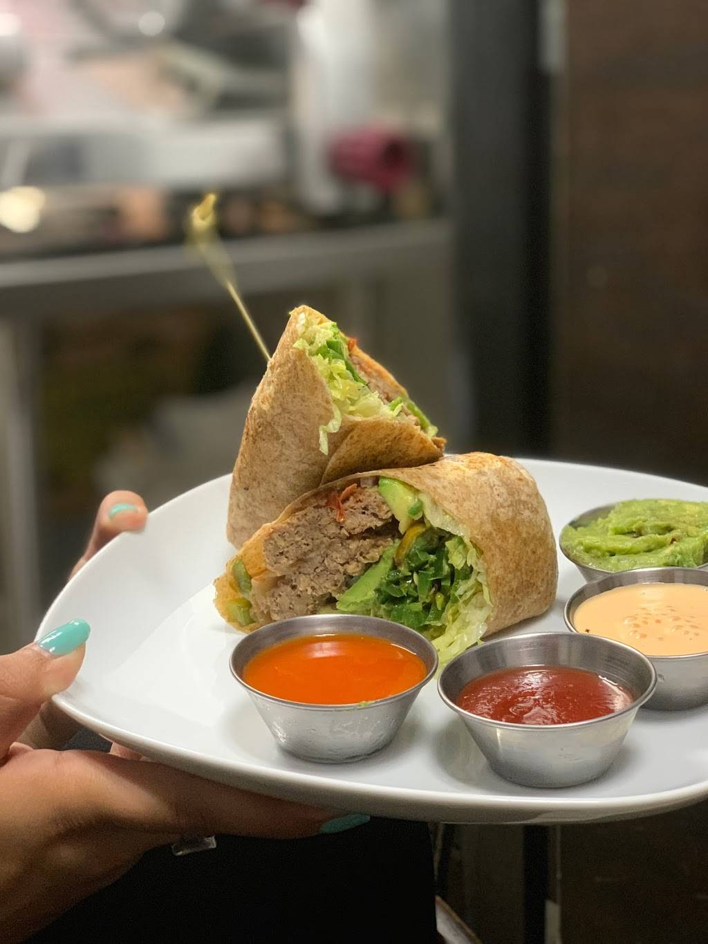 Burger Village | restaurant | 286 Livingston St, Brooklyn, NY 11217, USA | 9179090594 OR +1 917-909-0594