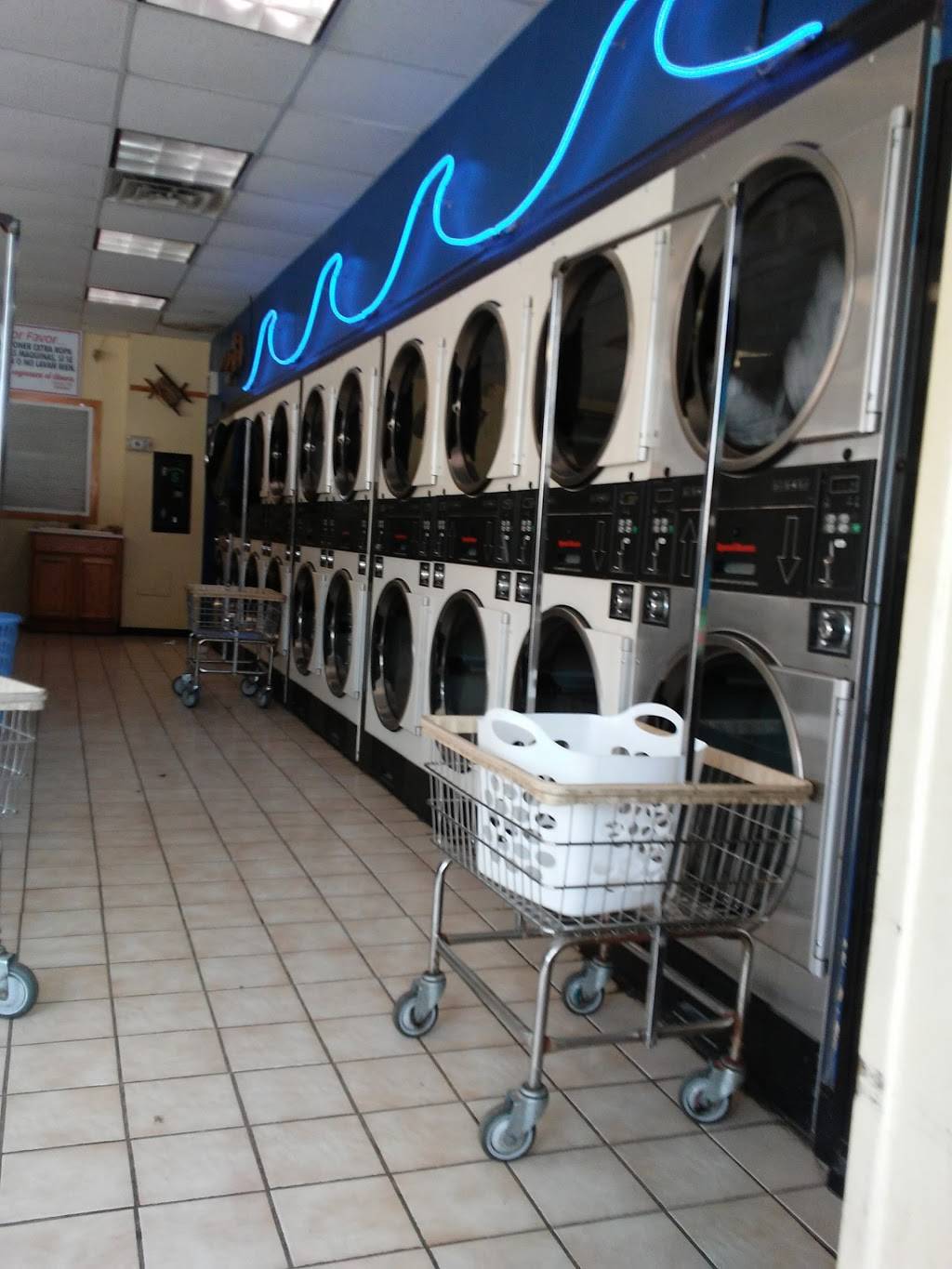 La Paloma De Michoacan | restaurant | 204 W 15th St, Chicago Heights, IL 60411, USA | 7087551705 OR +1 708-755-1705