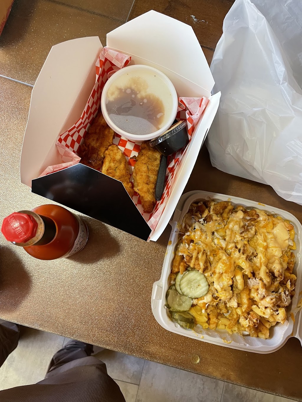 ChickenSpot | restaurant | 301 N Willis St, Visalia, CA 93291, USA | 5596239402 OR +1 559-623-9402