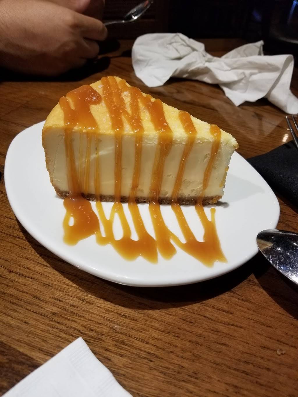 Outback Steakhouse | restaurant | 27 Possum Park Mall, Newark, DE 19711, USA | 3023668012 OR +1 302-366-8012