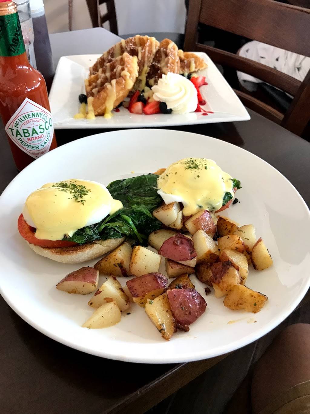 Cafe Casse Croute | cafe | 656 S Brookhurst St, Anaheim, CA 92804, USA | 7147748013 OR +1 714-774-8013