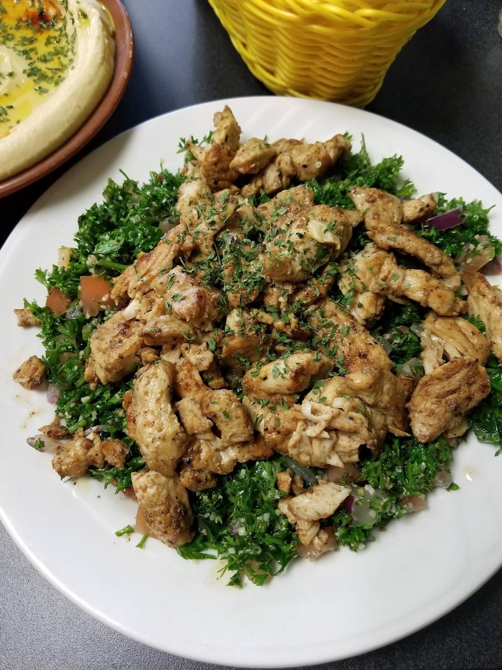 Bateeni Mediterranean Grill | restaurant | 1868 W Arlington Blvd, Greenville, NC 27834, USA | 2526896222 OR +1 252-689-6222