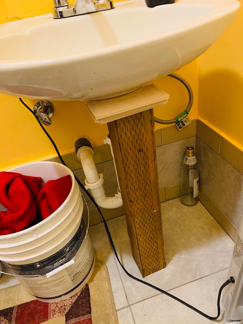 El Che | restaurant | 117 S Wapato Ave, Wapato, WA 98951, USA | 5097598072 OR +1 509-759-8072