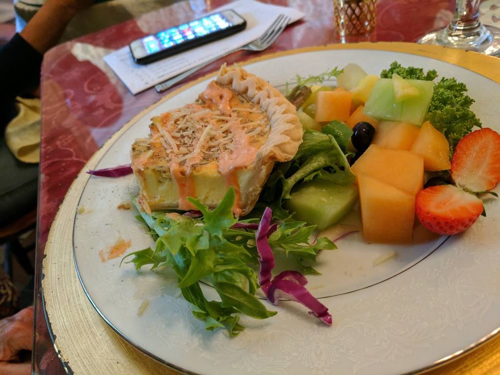 Mary Margarets Tea & Biscuit | restaurant | 10 Polk St, Arcadia, FL 34266, USA | 8634940615 OR +1 863-494-0615