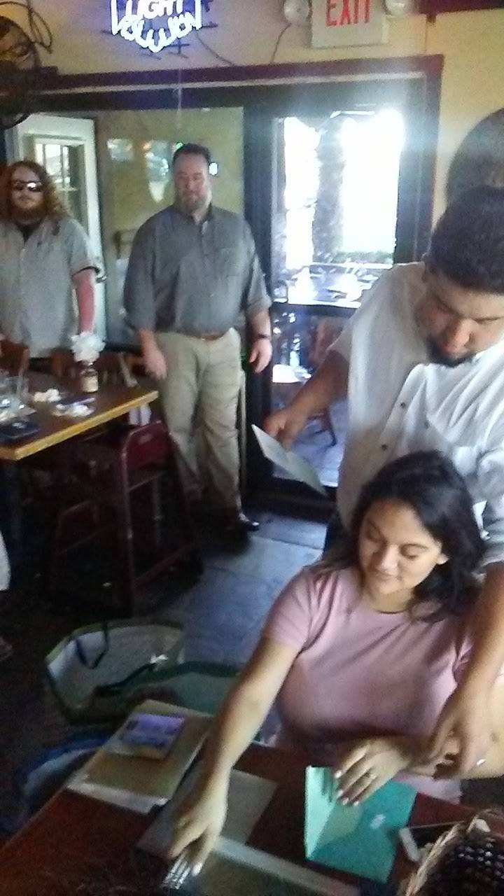 Hartz Chicken Buffet | restaurant | 17340 Northwest Fwy, Jersey Village, TX 77040, USA | 7134661103 OR +1 713-466-1103