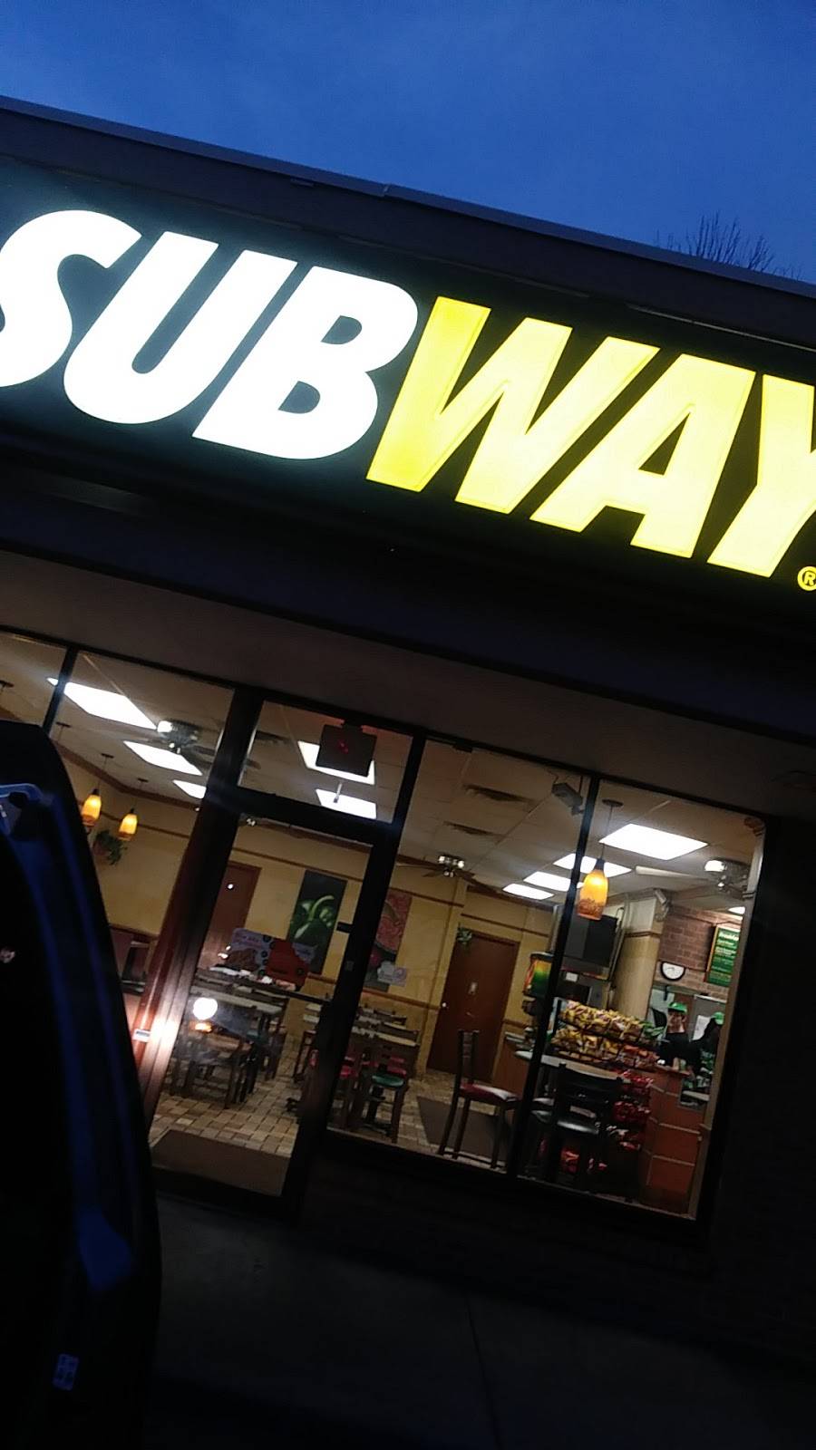 Subway | meal takeaway | 1979 Brownsboro Rd, Louisville, KY 40206, USA | 5027420008 OR +1 502-742-0008