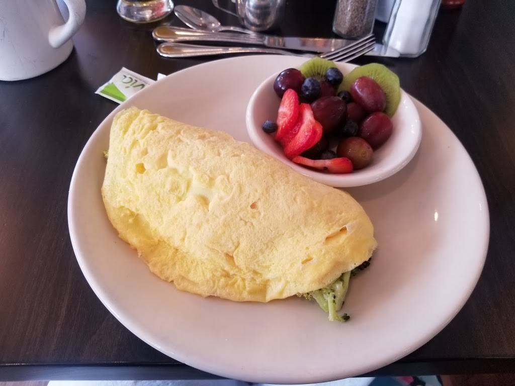 Nosh | restaurant | 22 N 3rd St, Geneva, IL 60134, USA | 6308451570 OR +1 630-845-1570