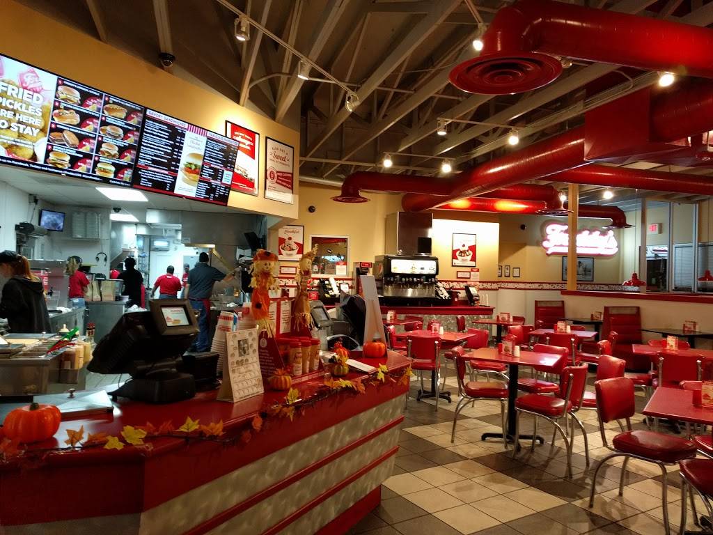 Freddys Frozen Custard & Steakburgers | restaurant | 1103 S Iola St, Aurora, CO 80012, USA | 3033688331 OR +1 303-368-8331