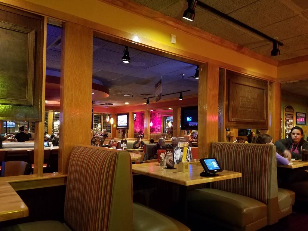 Applebees Grill + Bar | restaurant | 4942 Valley View Blvd, N/NW, Roanoke, VA 24012, USA | 5405635213 OR +1 540-563-5213