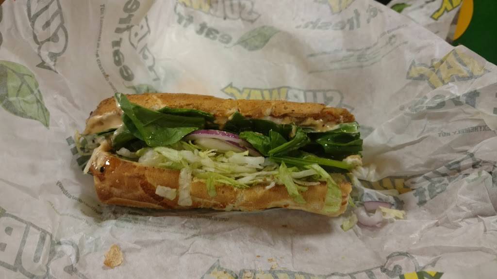 Subway Restaurants | restaurant | 120 West 38th Street, Indianapolis, IN 46208, USA | 3179311246 OR +1 317-931-1246
