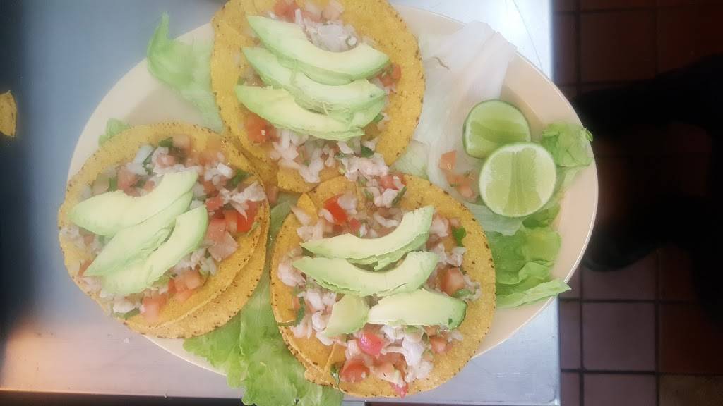 El Savoy Restaurant | restaurant | 2004, 2439 James M Wood Blvd, Los Angeles, CA 90006, USA | 2138417261 OR +1 213-841-7261