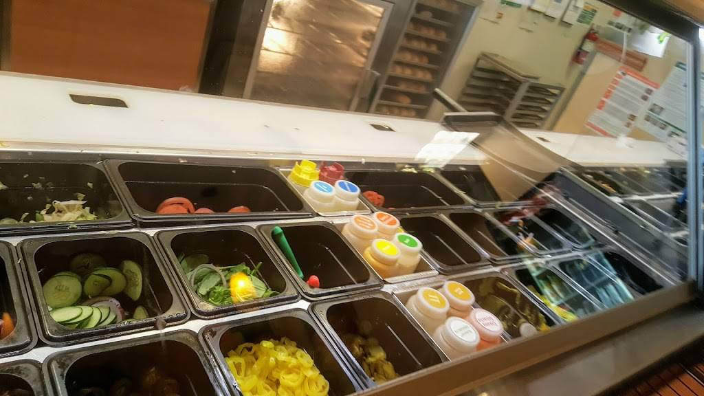 Subway Restaurants | restaurant | 11660 Royal Oaks Club Dr, Houston, TX 77082, USA | 2814960669 OR +1 281-496-0669