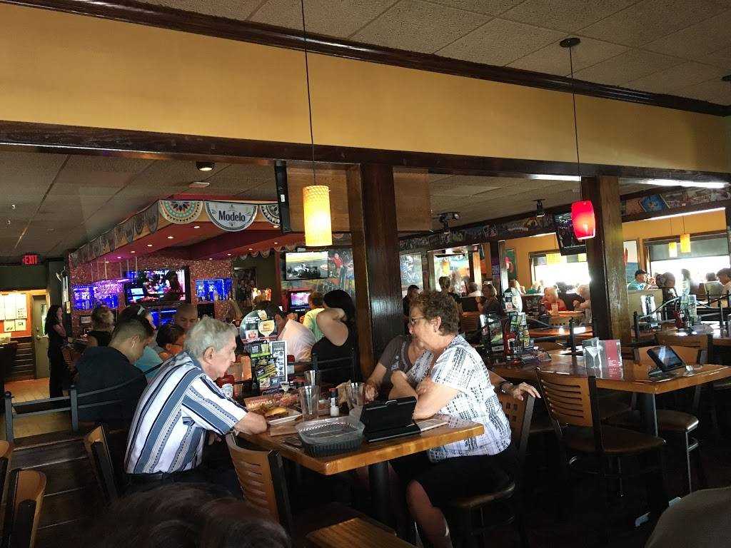 Applebees Grill + Bar | restaurant | 10243 Big Bend Rd, Riverview, FL 33569, USA | 8132369200 OR +1 813-236-9200