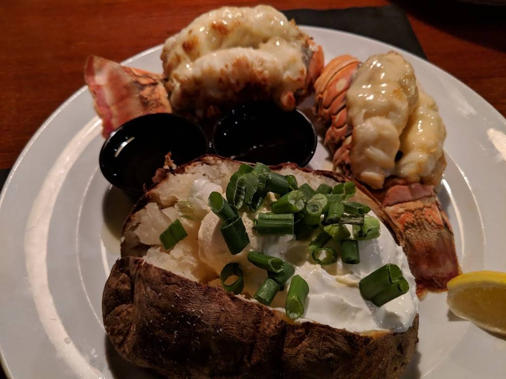 Brown Derby | restaurant | 18332 Bagley Rd, Cleveland, OH 44130, USA | 4408269900 OR +1 440-826-9900