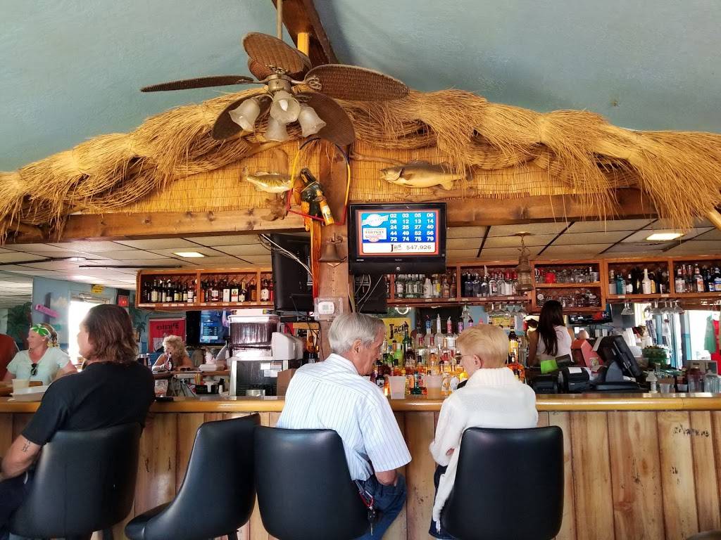 The Clamdigger | restaurant | 1540 E Elm Ave, Monroe, MI 48162, USA | 7342432800 OR +1 734-243-2800