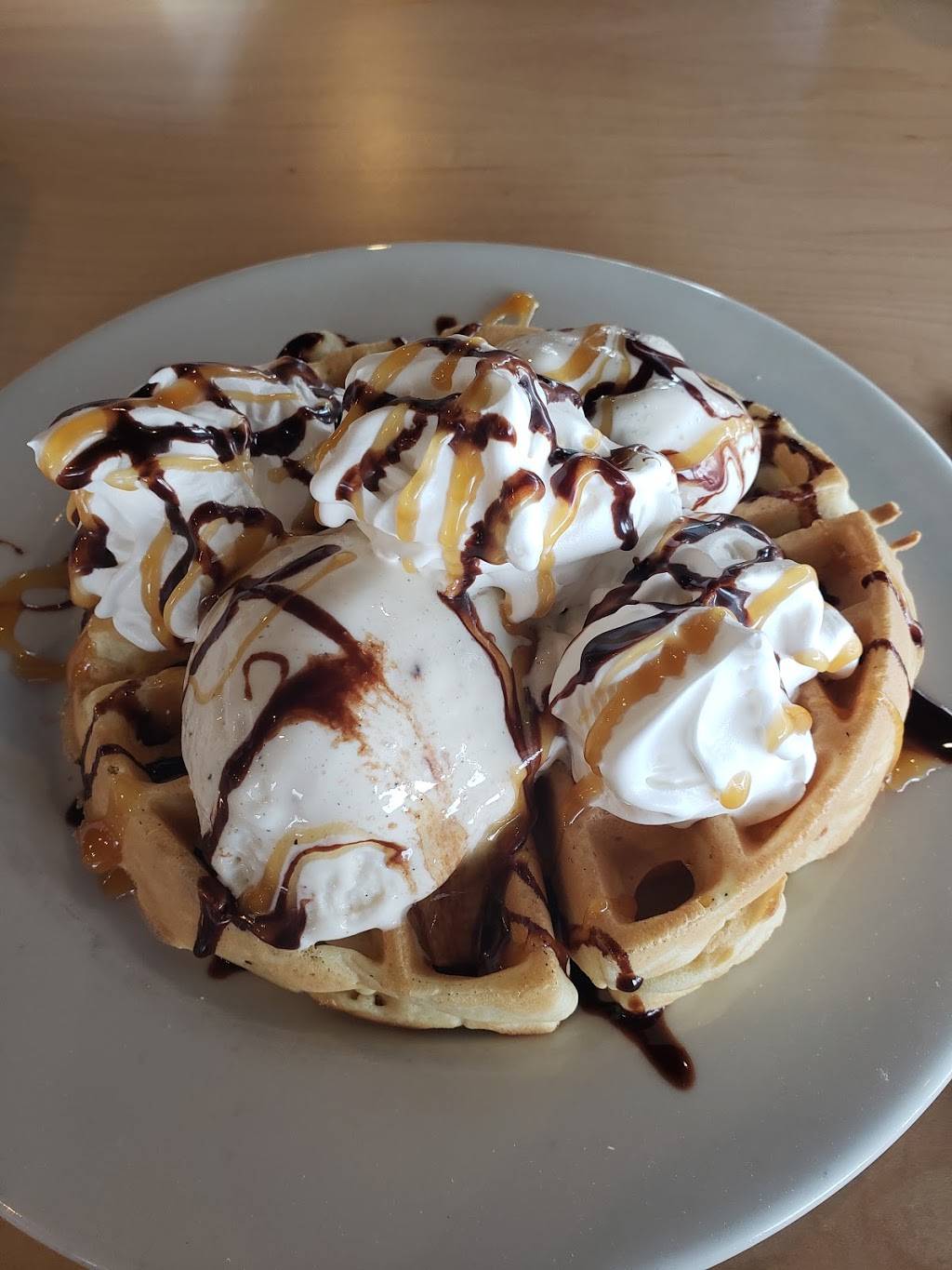 Drum Room Wedge MWC | restaurant | 2320 S Air Depot Blvd, Midwest City, OK 73110, USA | 4054552524 OR +1 405-455-2524