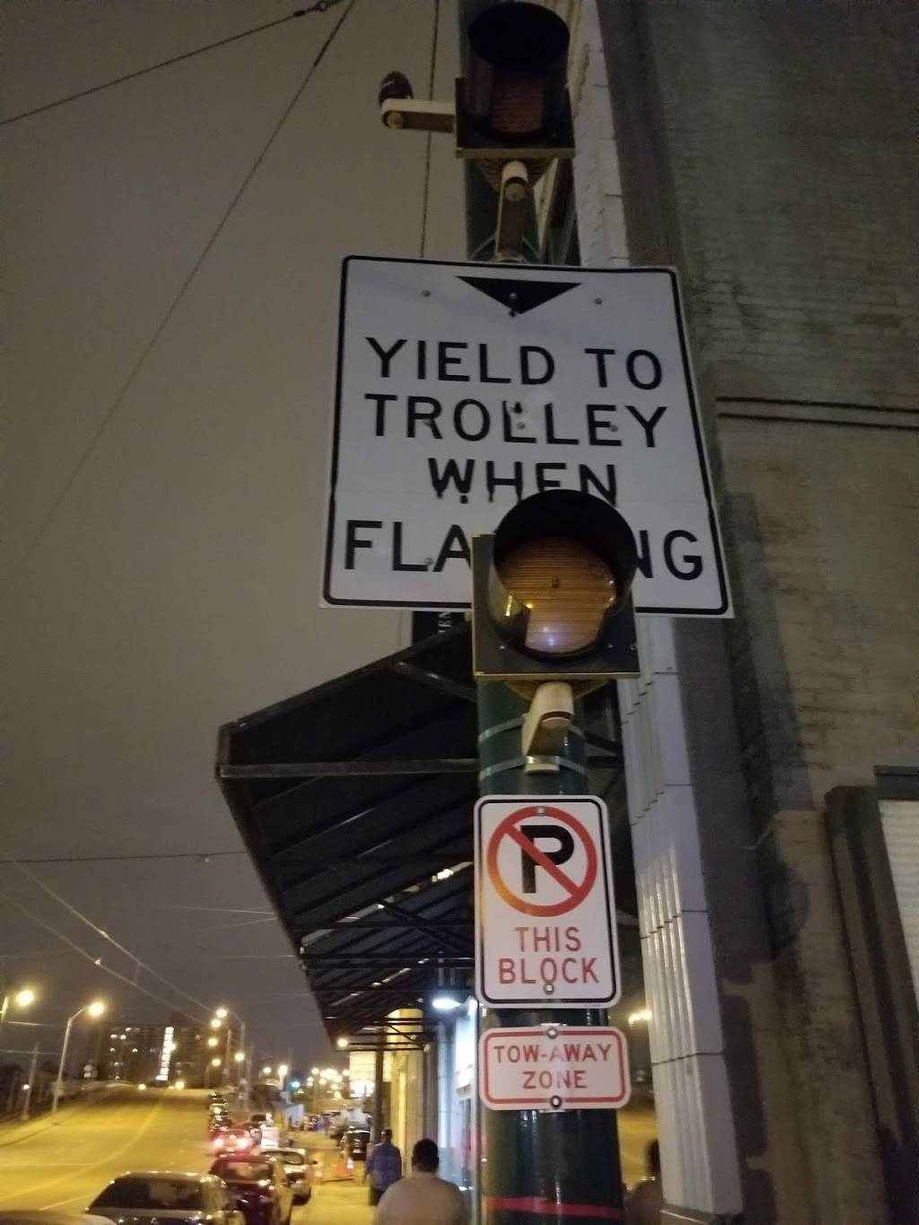 Brinsons | night club | 341 Madison Ave, Memphis, TN 38103, USA | 9015240104 OR +1 901-524-0104