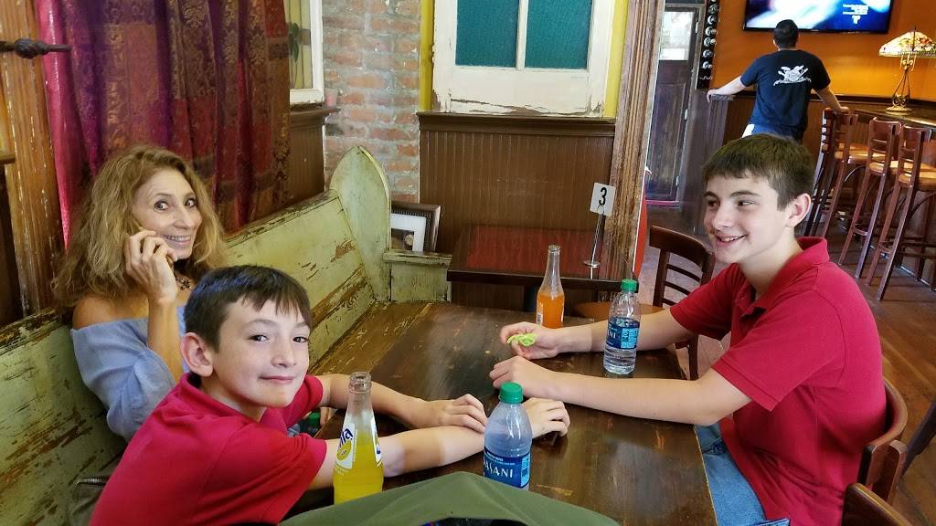 Smooth Tonys | restaurant | 415 9th St, Galveston, TX 77550, USA | 4097655200 OR +1 409-765-5200