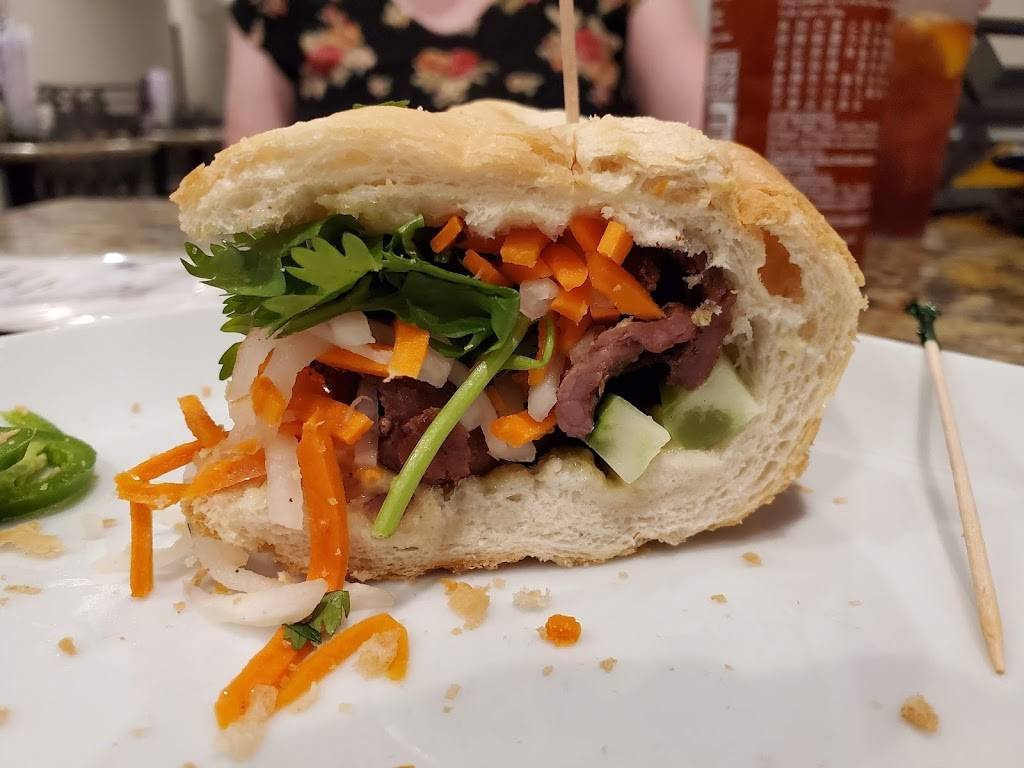 Saigon Noodle House | restaurant | 4606 US-280 #108, Birmingham, AL 35242, USA | 2054081800 OR +1 205-408-1800