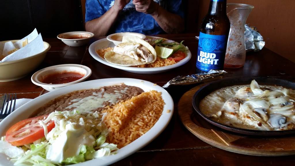 El Presidente | restaurant | 899 US-51, Covington, TN 38019, USA | 9014763080 OR +1 901-476-3080