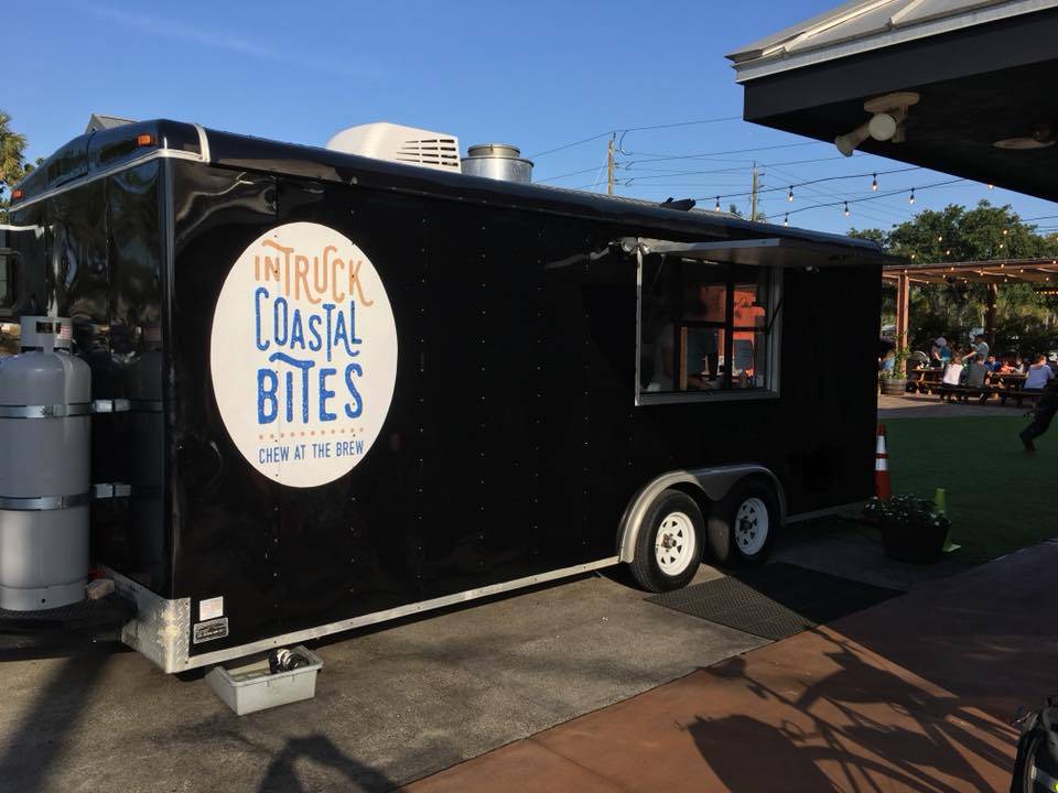 Intruck Coastal Bites | restaurant | 411 E New Haven Ave, Melbourne, FL 32901, USA | 3095740089 OR +1 309-574-0089